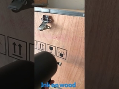 Machine de retrait de rouille de laser de nettoyage de caisse de vol de 200W 100W